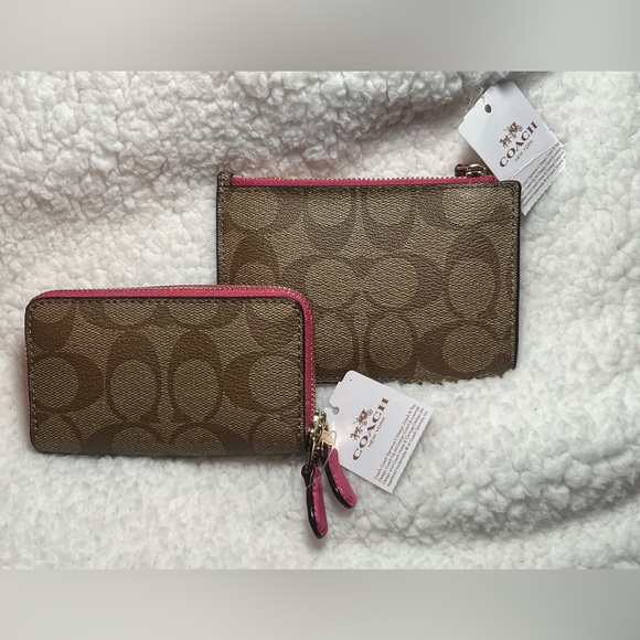 NWT-Coach Signature Set - Picture 2 of 5